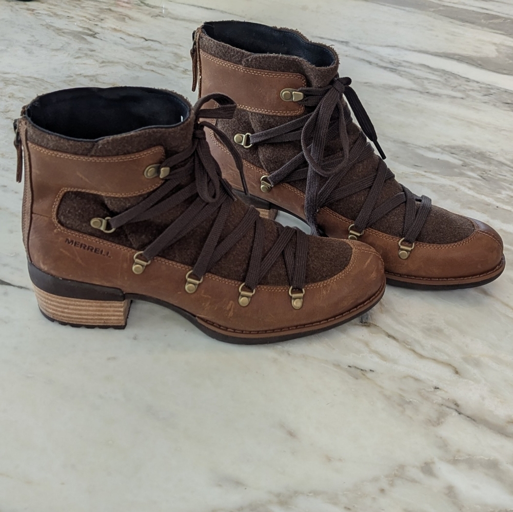 Merrell Shiloh II Leather Boots – Women’s Size 10.5 Worn once